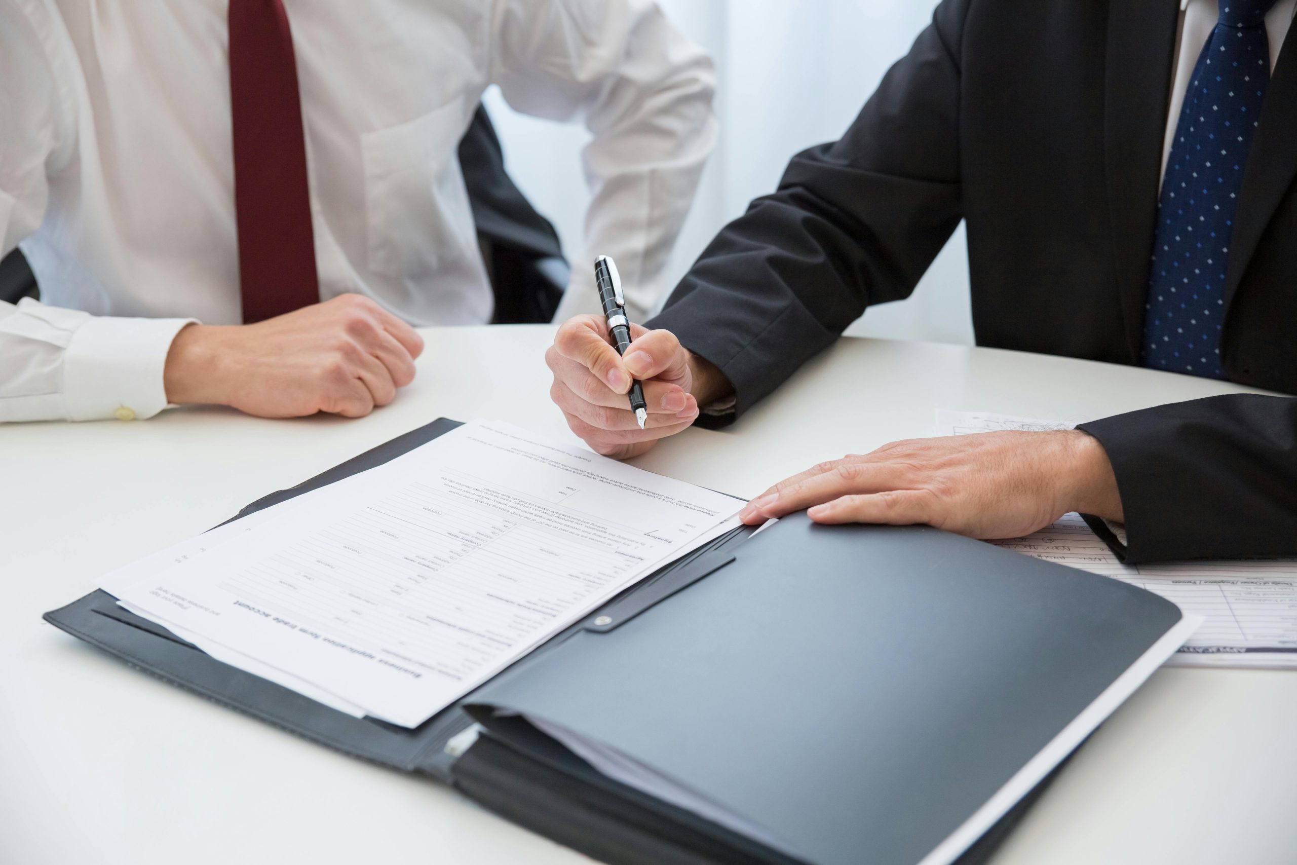 Dealing with Insurance Companies: Why You Need a Lawyer